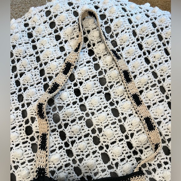 Wild Fable Black and Cream Crochet Shoulder Bag - Picture 2 of 9